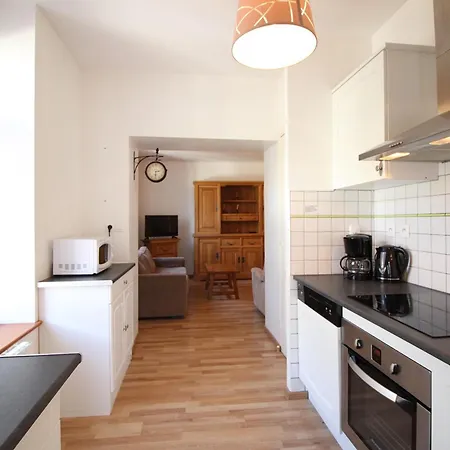 Appartement 55m² centre Mont-Dore, 2 chambres, parking, animaux admis - FR-1-415-194 Апартаменты